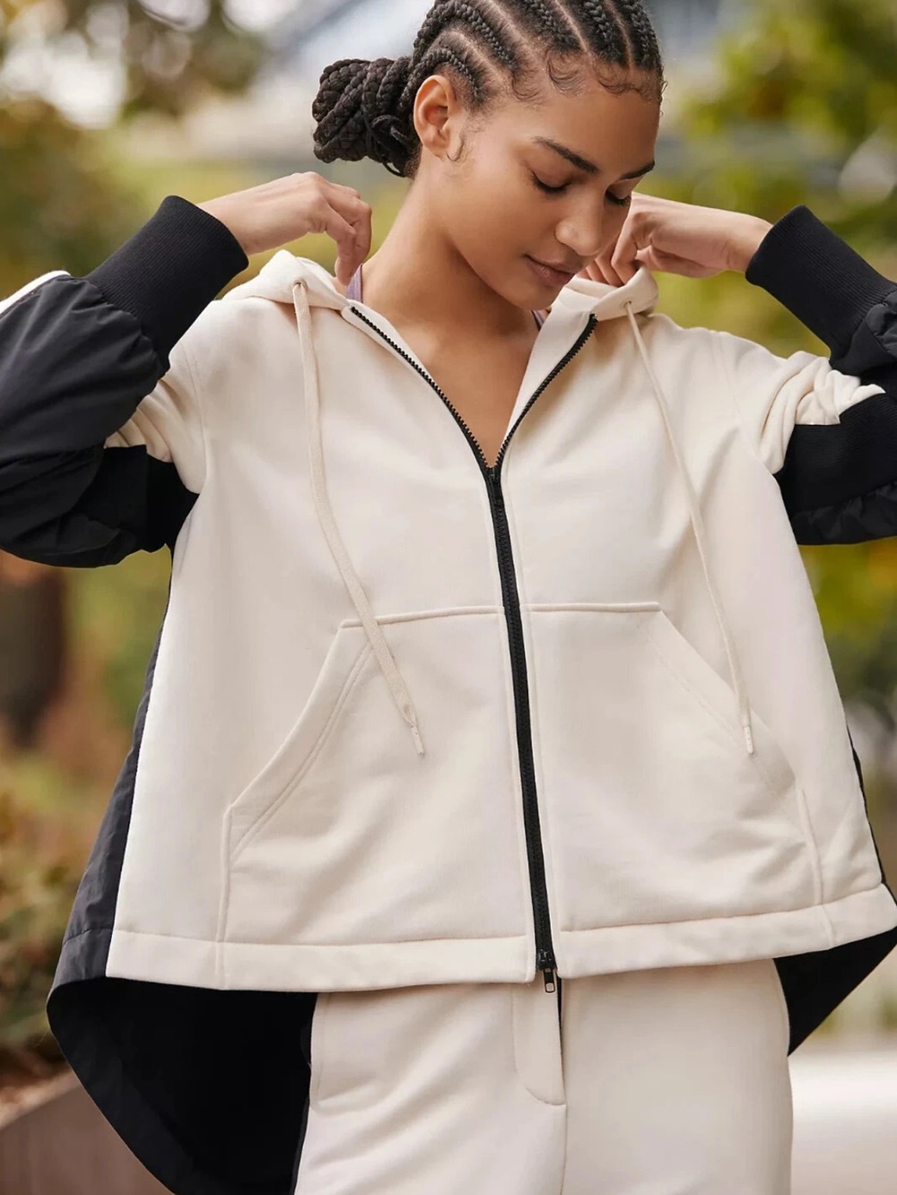Sweaty Betty Anthropologie Off-White and Black Lightweight Hooded Zip Jacket